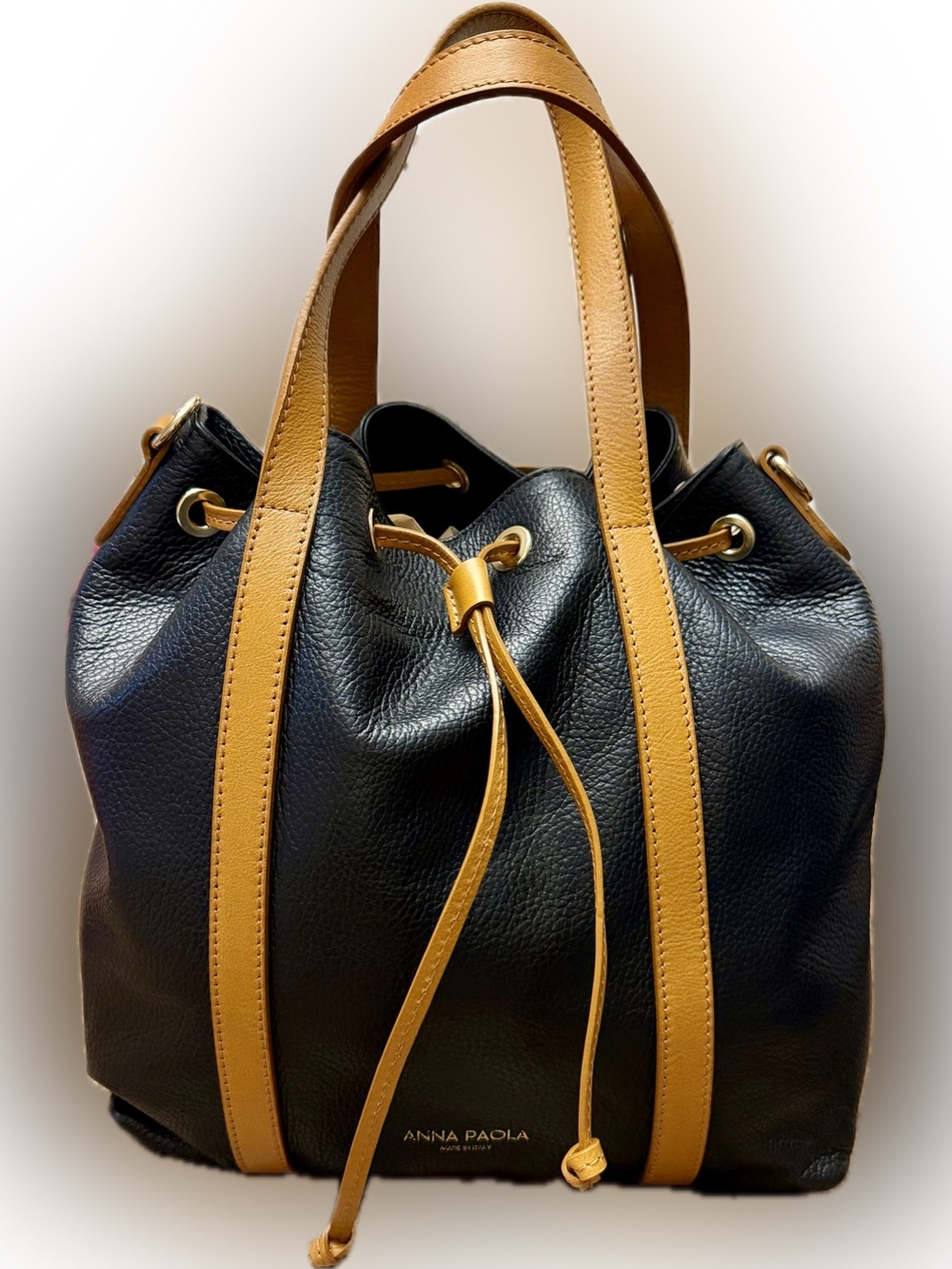 🥰♥️Anna Paola Black Pebbled Leather Drawstring Tote Bag (Made in Italy)